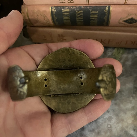 Vintage Antique? Brass Porcelain Asian Cuff Bracelet Floral etching Geisha Boho - Picture 3 of 10